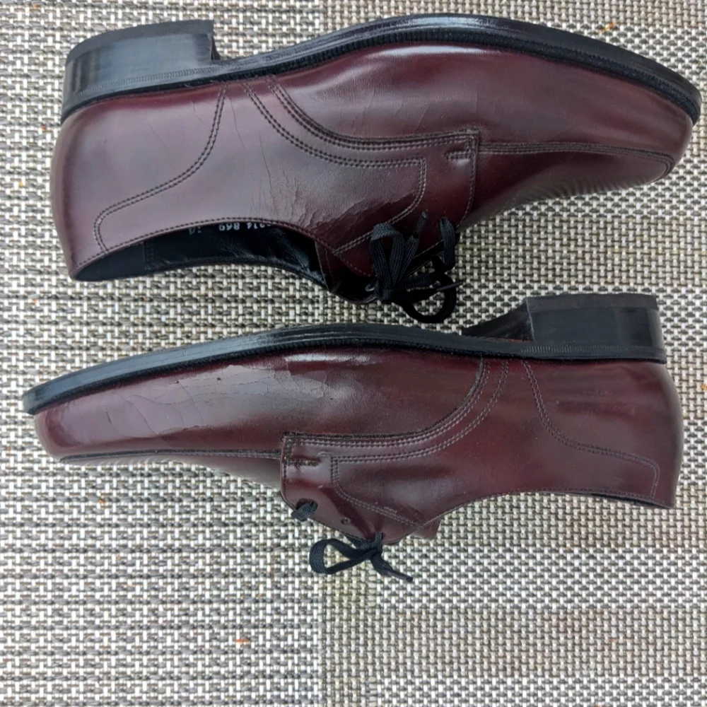Vintage FLORSHEIM Burgundy Leather‎ Oxford Dress shoes size 9.5